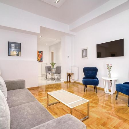 Elegant Light Two Bedroom Apartment In City Center Афіни Екстер'єр фото