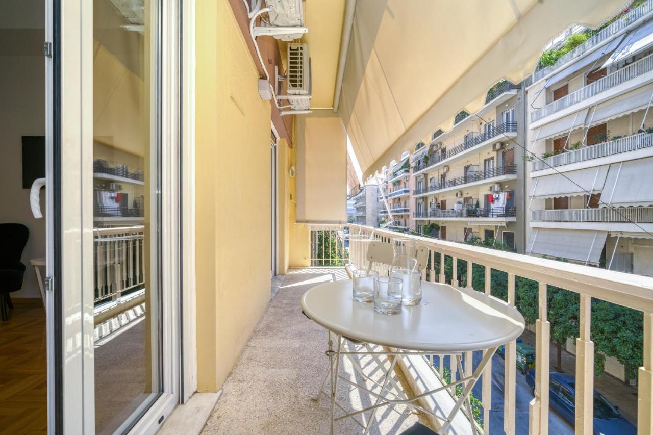 Elegant Light Two Bedroom Apartment In City Center Афіни Екстер'єр фото