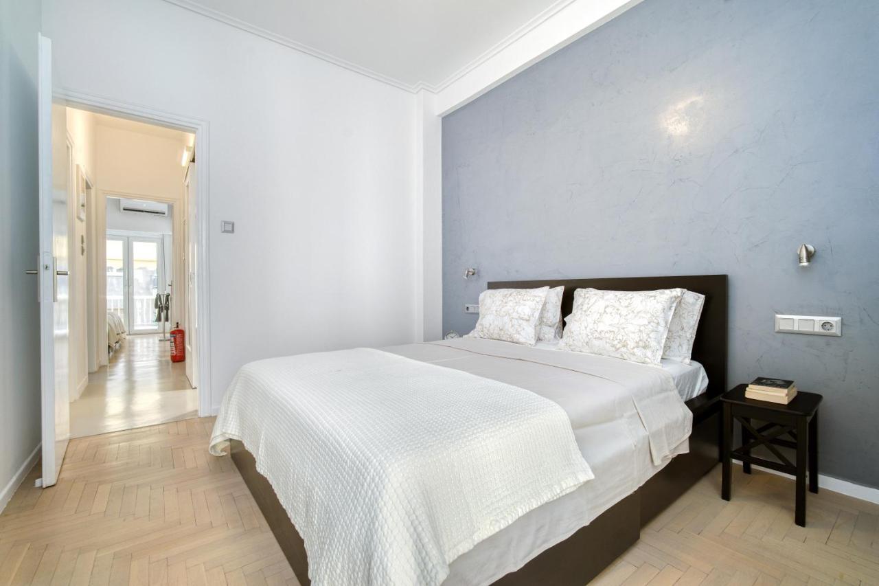 Elegant Light Two Bedroom Apartment In City Center Афіни Екстер'єр фото
