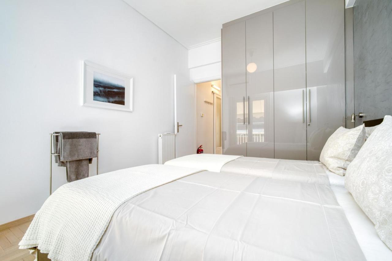 Elegant Light Two Bedroom Apartment In City Center Афіни Екстер'єр фото